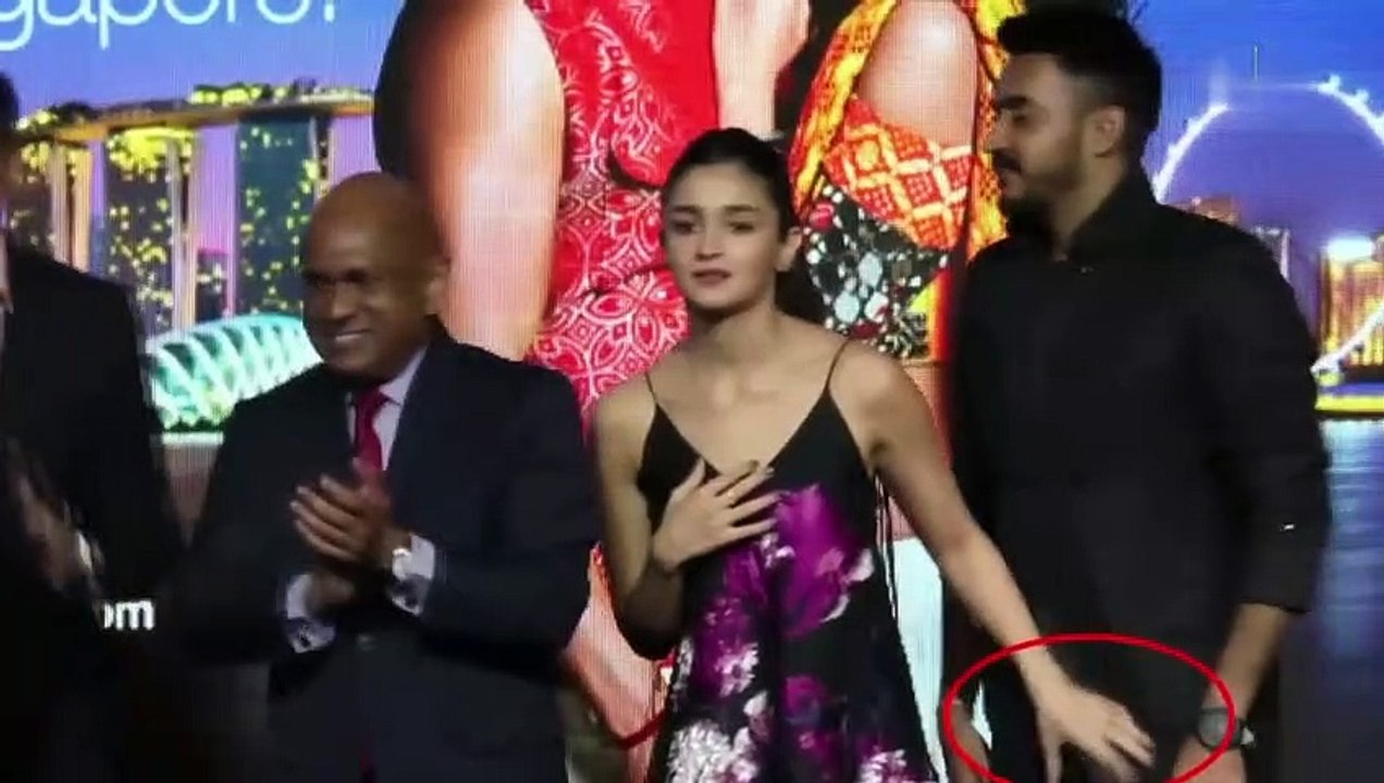 Alia Bhatt Unknown Facts 2022 -- Bollywood Actress Alia Bhatt Movies Latest News and Gossip