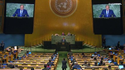 Sergey Lavrov acusa o ocidente de "russofobia grotesca"