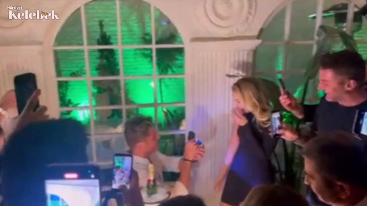 Mert Öcal, Sude Burcu'ya evlilik teklifinde bulundu