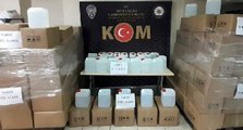İzmir haber! İzmir'de 8 ton sahte etil alkol ele geçirildi: 9 gözaltı