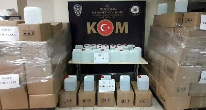 İzmir haber! İzmir'de 8 ton sahte etil alkol ele geçirildi: 9 gözaltı