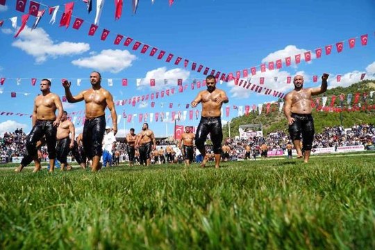 Çorum spor haberleri | Osmancık Güreşleri'nde başpehlivan Mustafa Taş oldu