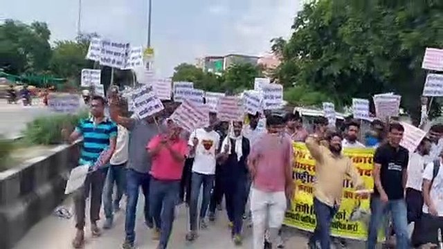 लम्पी को राष्ट्रीय आपदा घोषित करने की मांग, बेरोजगारों ने रैली निकाली