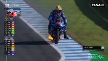 Frayeur au Grand Prix du Japon : Regardez la moto du Japonais Takuya Tsuda qui prend feu en pleine course et qui oblige le pilote à abandonner