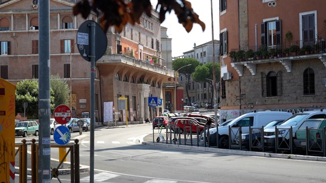 Au coeur de la Garbatella, fief de gauche et... quartier natal de Giorgia Meloni, candidate d’extrême droite