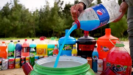 EXPERIMENT_ Big Toothpaste Eruption from Giant Coca-Cola Rocket, Mtn Dew, Fanta, Cola and Mentos