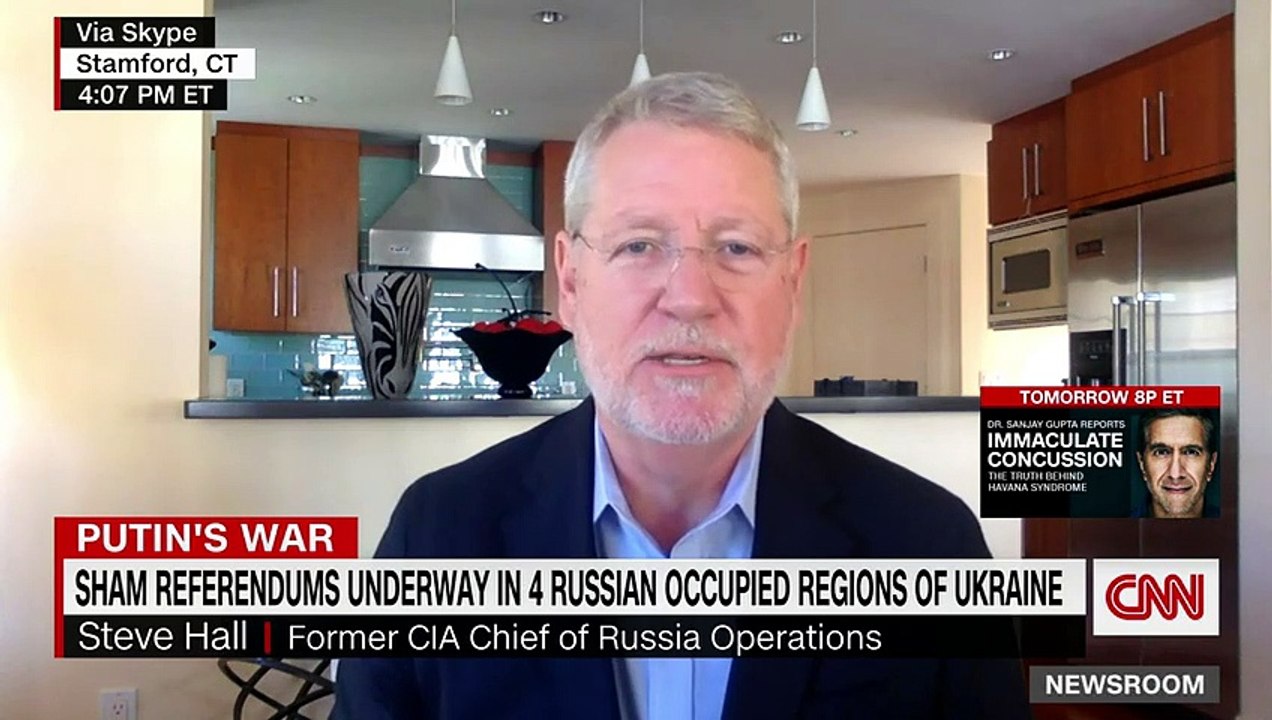 Ex-undercover KGB agent says most Russians still believe Putin's propaganda