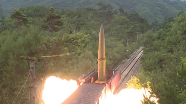 NSC 北 도발 규탄...美 등과 공조 ...여야는 또 책임 공방 / YTN