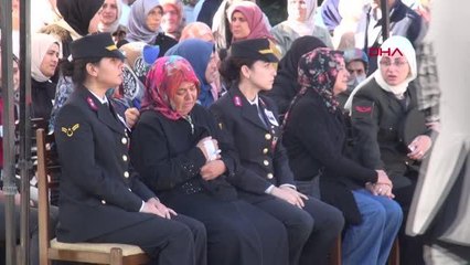 ŞEHİT UZMAN ÇAVUŞA, JANDARMA KOMUTANLIĞI'NDA TÖREN