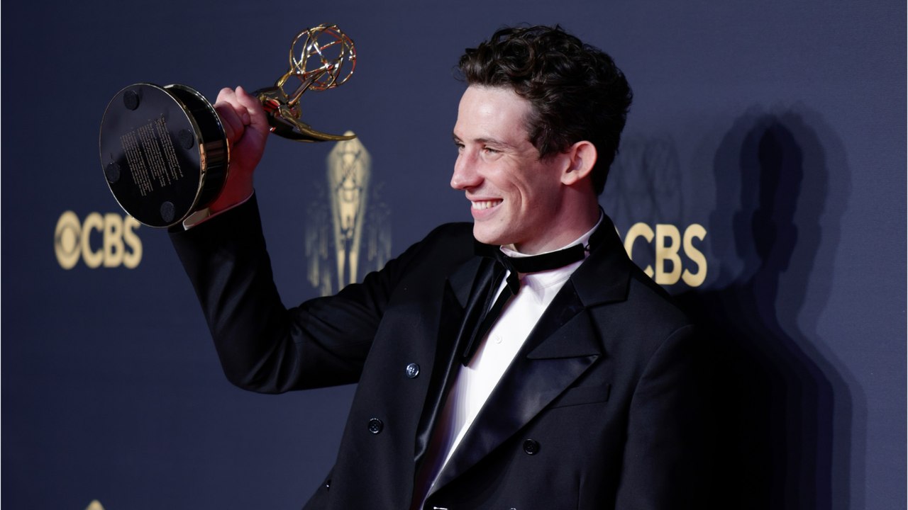 Voici - The Crown saison 5 : les premières images et la date de diffusion enfin dévoilées par Netflix