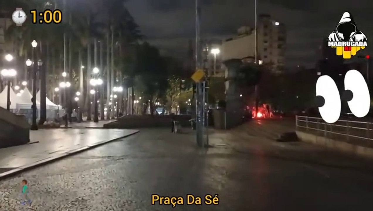 Madrugada São Paulo-Praça da Sé / Dawn São Paulo/ Brazil