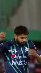 Nawaz_Drops_Harry_Brooks_Catch_%23Pakistan_vs_%23England_%23SHORTS_%23SportsCentral___MU2L(480p)