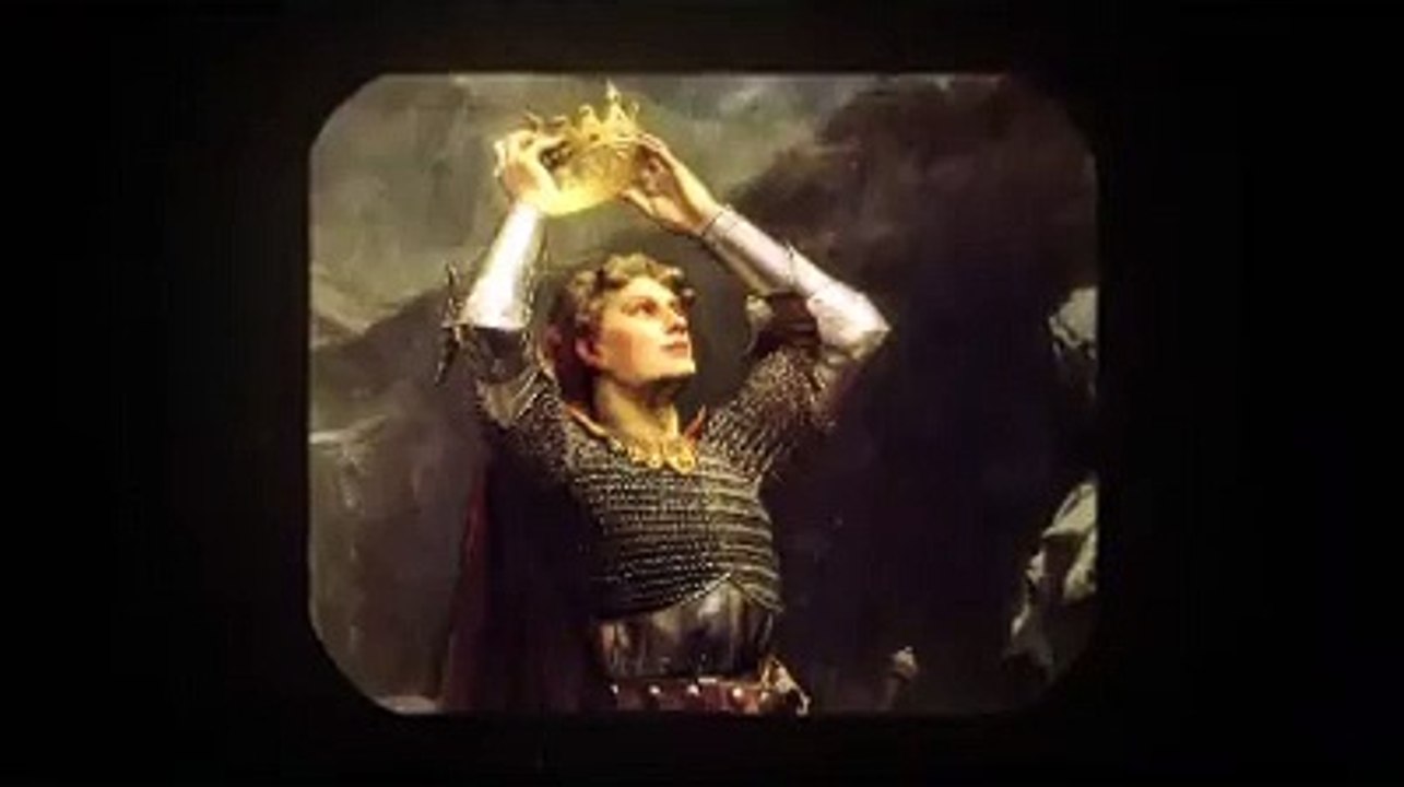 Hay Un Rey!Detrás De Todo Rey (There Is a King Behind Every King