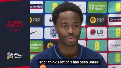 Video herunterladen: Sterling backs Southgate to bring England Success