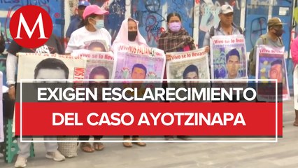 "Si no lo aclara, la 4T también será culpable del crimen en Iguala": padres de los 43
