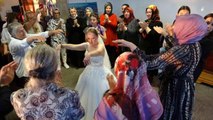 Pendik'te down sendromlu genç kızın düğün hayali gerçek oldu