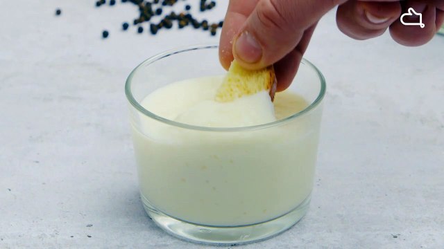 Accompagnez vos meilleurs plats de cette béchamel light, succès garanti !