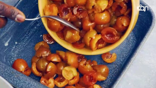 C’est parti pour un délicieux clafoutis à la mirabelle pour finir vos repas en beauté !