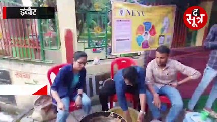 लगातार बढ़ रहा बेरोजगारों का कुनबा, पकोड़े तलकर जताया विरोध