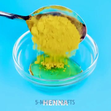 Trendy makeup hacks, hair dyeing techniques and nail design