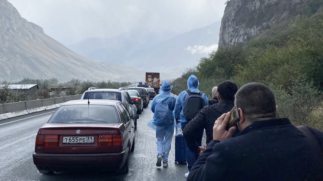 Russischer Geheimdienst schickt Panzer an georgische Grenze