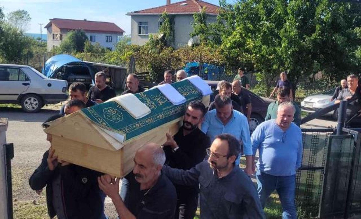 Çankırı haber | Ilgaz Dağı'na tırmanırken hayatını kaybeden öğretmen son yolculuğuna uğurlandı
