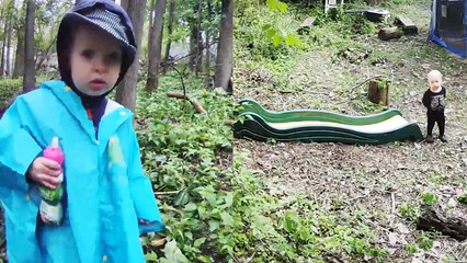 2 y/o boy says 'Hi' to daddy at work on Ring camera every day