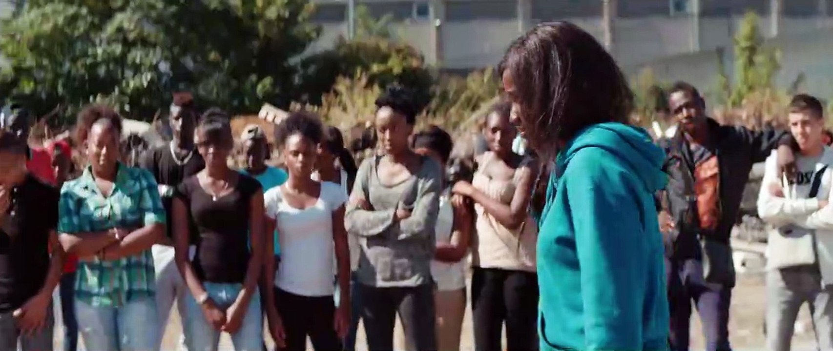 Bande de filles Bande-annonce (ES)