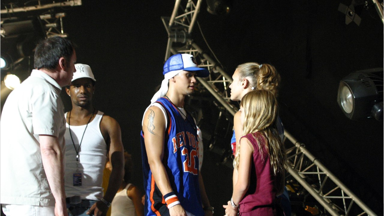 VOICI - illy Crawford (Danse avec les stars) est-il resté en contact avec Lorie Pester ? Il brise le silence