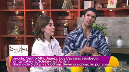 Mujer le lleva serenata a su esposo enfermo