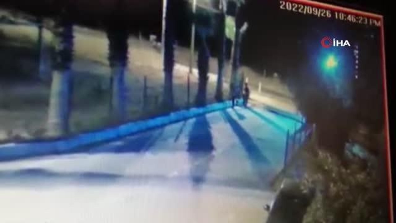 Son dakika haberleri | Mersin'de polis noktasına silahlı saldırı anı kamerada