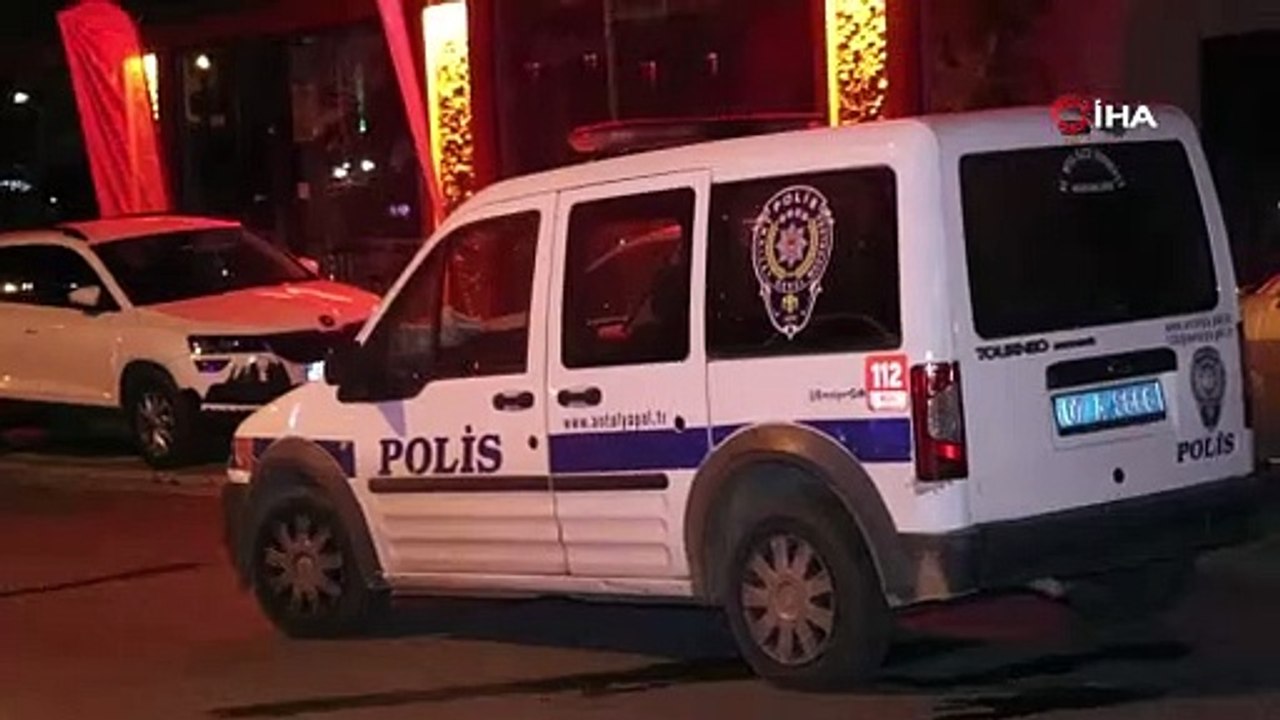 Evde yakılan mangal ateşi öldürdü- Ekipler yatak odasında yanan mangalla karşılaştı