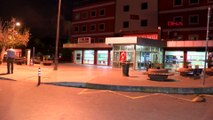 Bakırköy'de hastane önünde bekleyenlere silahlı saldırı