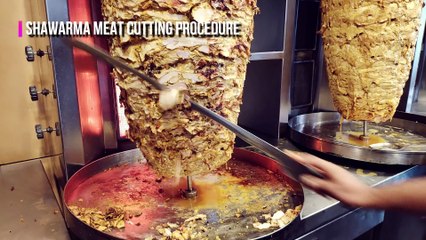 Shawarma Burger, first time at Al Taza Restaurant, ultimate Lebanese food joint in Kochi (हिंदी मे)