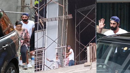 Alia Bhatt Ranbir Kapoor अपने New House की Construction Site पर पहुंचे,ये होगा दोनों का आशियाना!