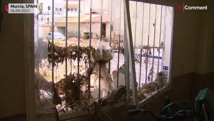 بدون تعليق: وفاة شخص في مورسيا الإسبانية بعد اجتياح السيول لمنزله