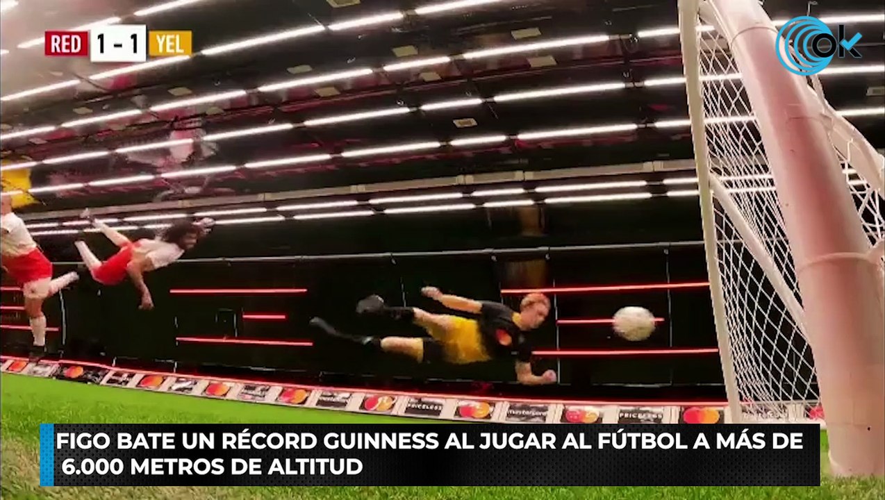 Figo bate un Récord Guinness al jugar al fútbol a más de 6.000 metros de altitud