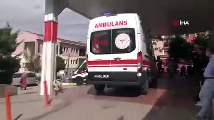 Donanma Komutanlığında gemi boyayan 5 asker denize düştü