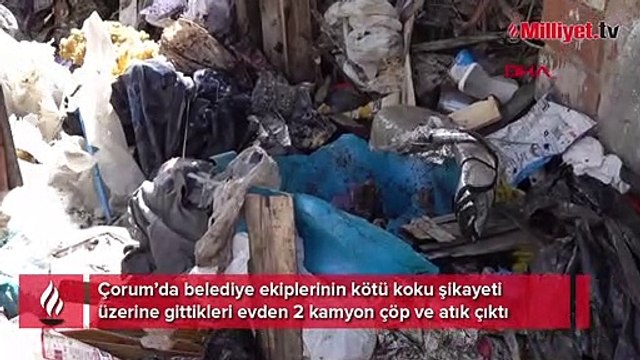 'Kötü koku' yayılan evden 2 kamyon çöp çıktı