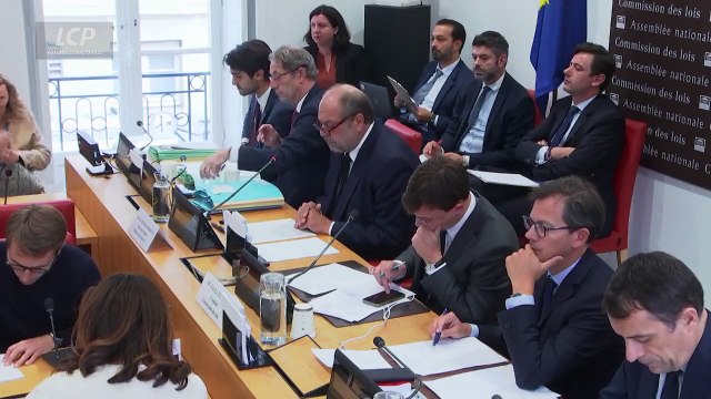 Violences sexuelles et sexistes : Eric Dupond-Moretti : La justice ne se rend pas dans des cénacles politiques, des comités de déontologie ad hoc