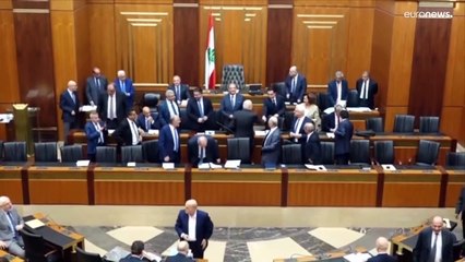رئيس مجلس النواب اللبناني يدعو إلى جلسة برلمانية الخميس لانتخاب رئيس للجمهورية
