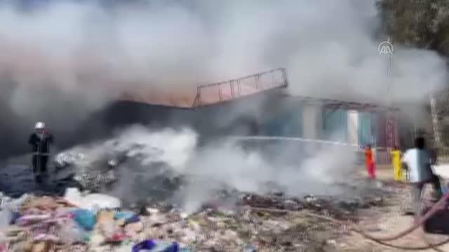Son dakika haber: Atık kağıt deposunda çıkan yangın söndürüldü