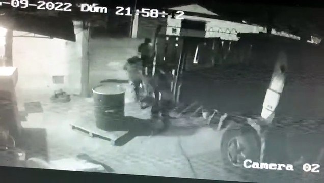 Quadrilha invade oficina de empresa e furta equipamentos