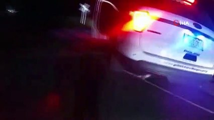 Şüphelinin bulunduğu raylardaki polis aracına tren çarptı