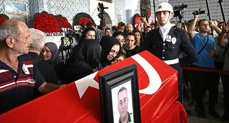 Şehit polis memuru Sedat Gezer, son yolculuğuna uğurlandı