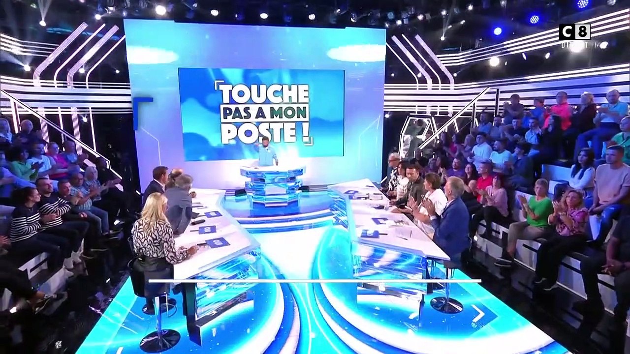 Valérie Benaïm quitte subitement le plateau de "Touche pas à mon poste", sur C8
