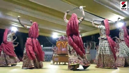 Video: નાની નાની બાળાઓનો તલવાર રાસ જોનારા દંગ રહી ગયા