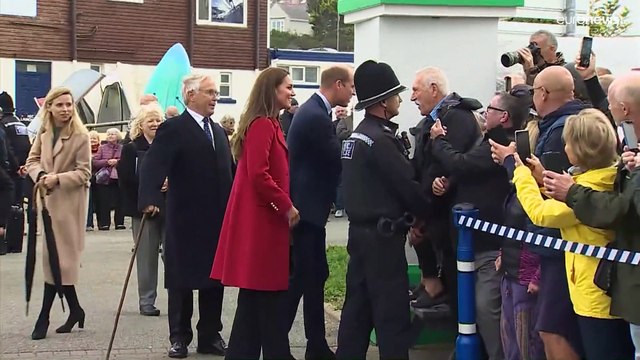 Первая поездка в новом титуле: Уильям и Кейт приехали в Уэльс