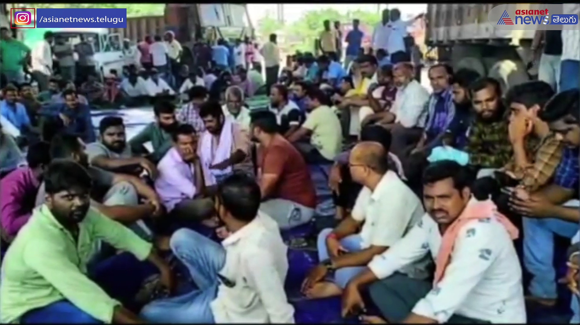 పెద్దపల్లి జడ్పి ఛైర్మన్ పుట్టా మధుపై తీవ్ర ఆరోపణలు... సింగరేణి  లారీ ఓనర్ల ఆందోళన 