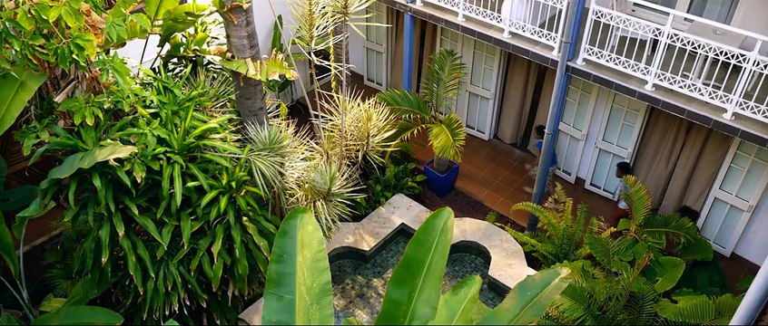 Le Petit Piaf Bande-annonce VF